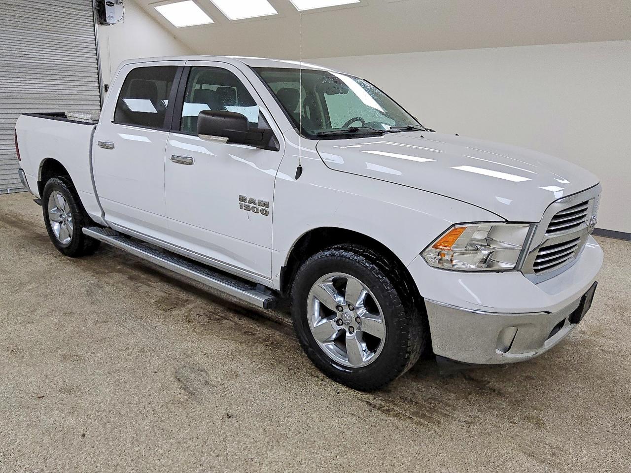 2015 RAM 1500 SLT — снимка 4