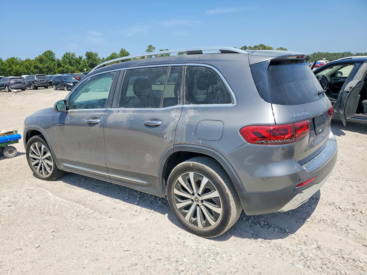 2021 MERCEDES-BENZ GLB 250 — снимка 2