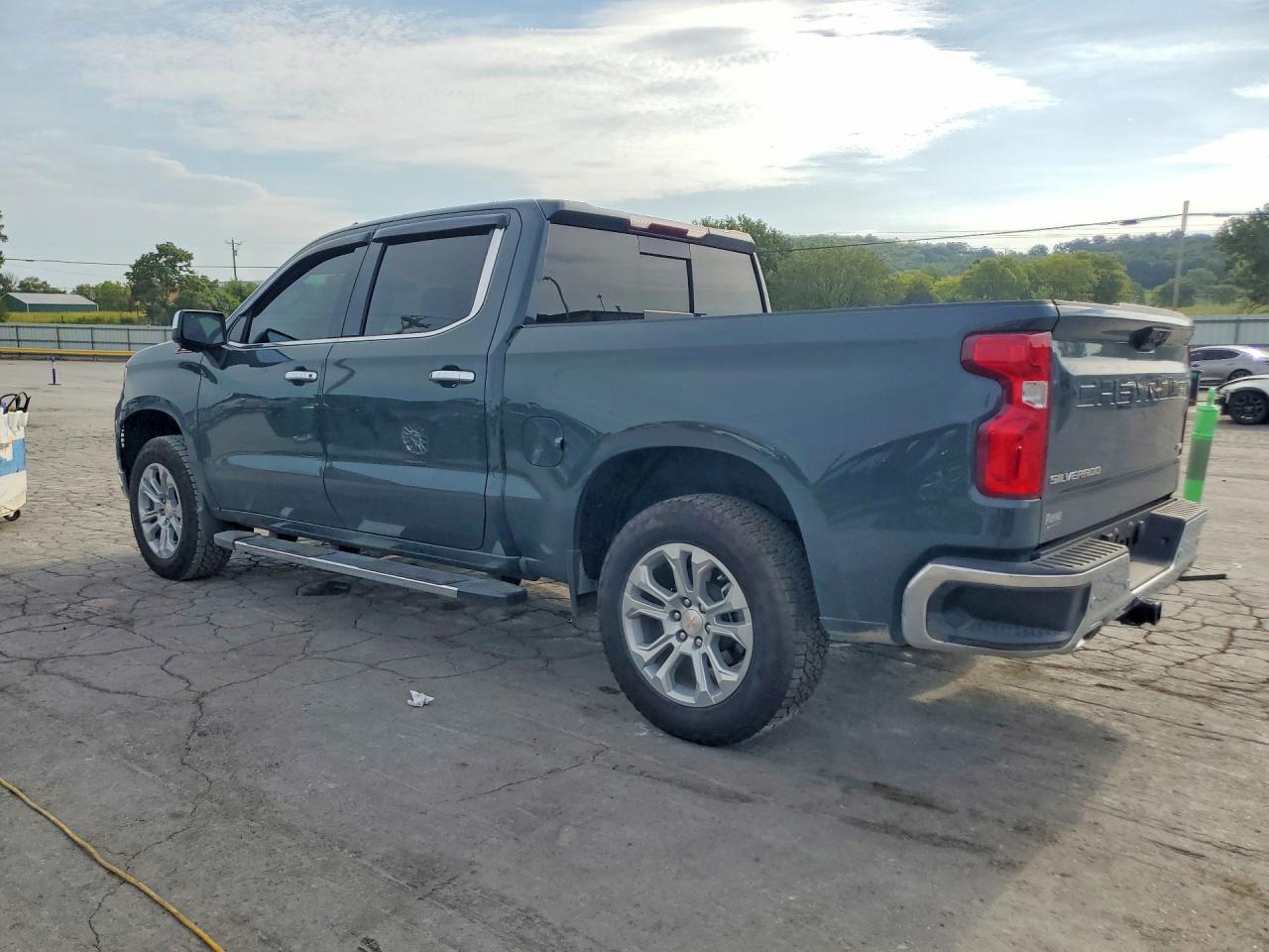 2026 CHEVROLET SILVERADO K1500 LTZ — снимка 2
