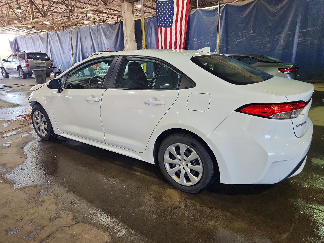 2021 TOYOTA COROLLA LE — снимка 2