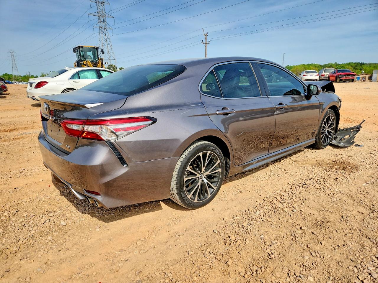 2018 TOYOTA CAMRY SE — снимка 3