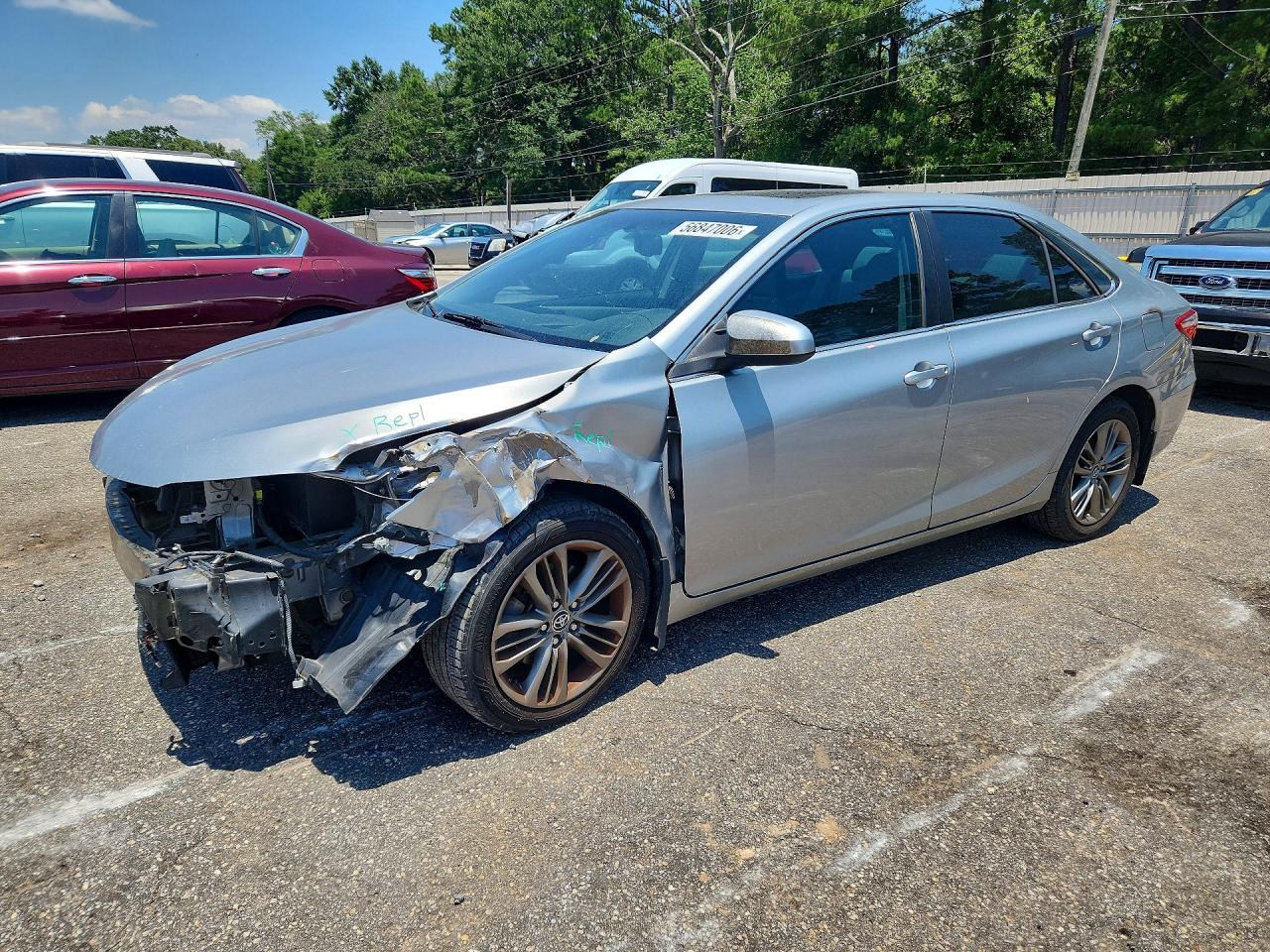 2015 TOYOTA CAMRY SE