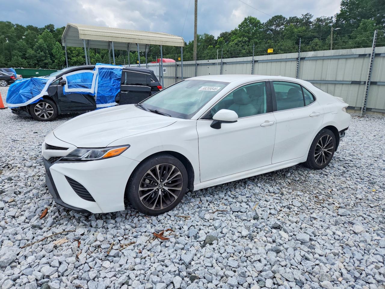 2020 TOYOTA CAMRY SE