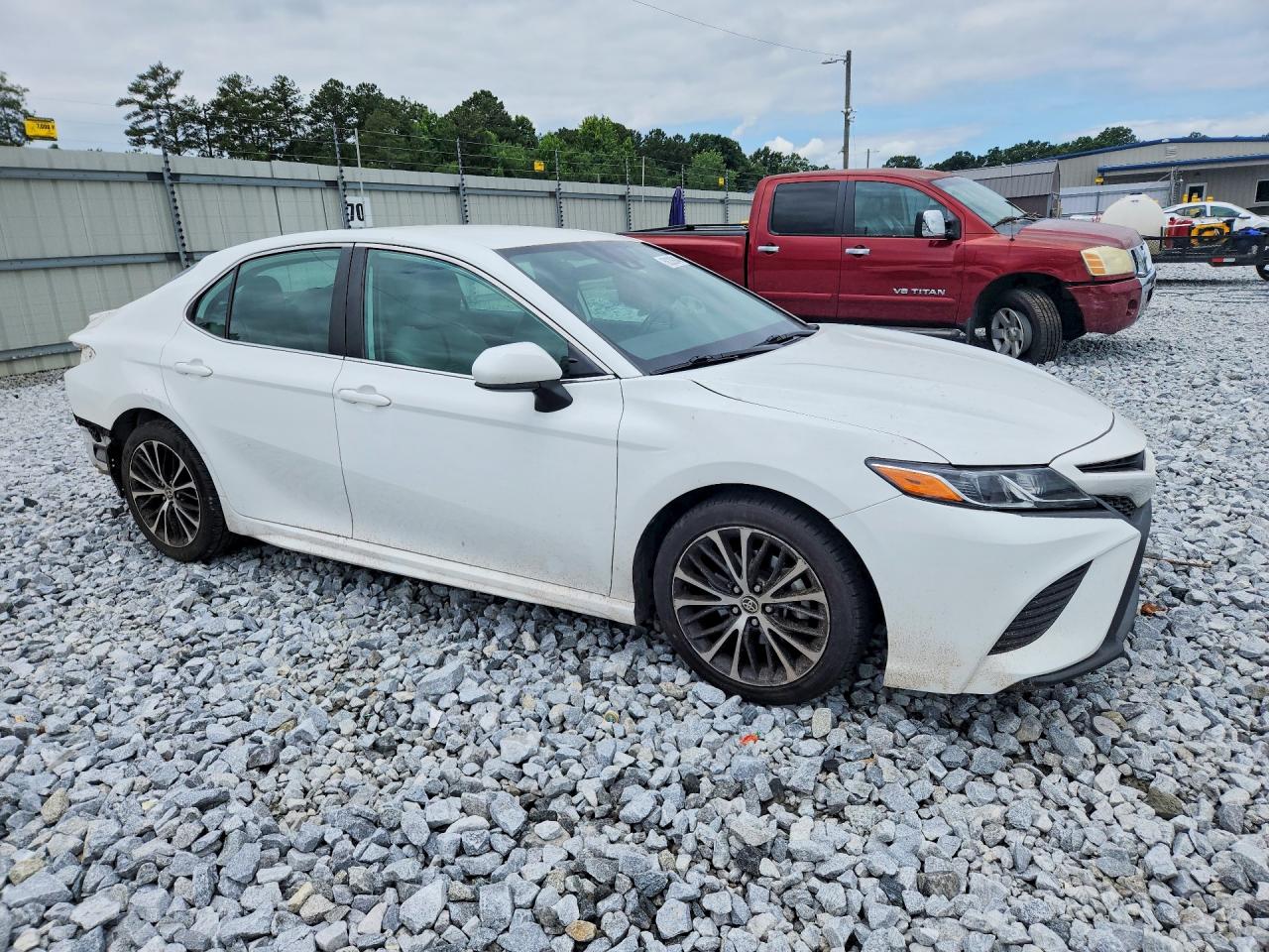 2020 TOYOTA CAMRY SE — снимка 4