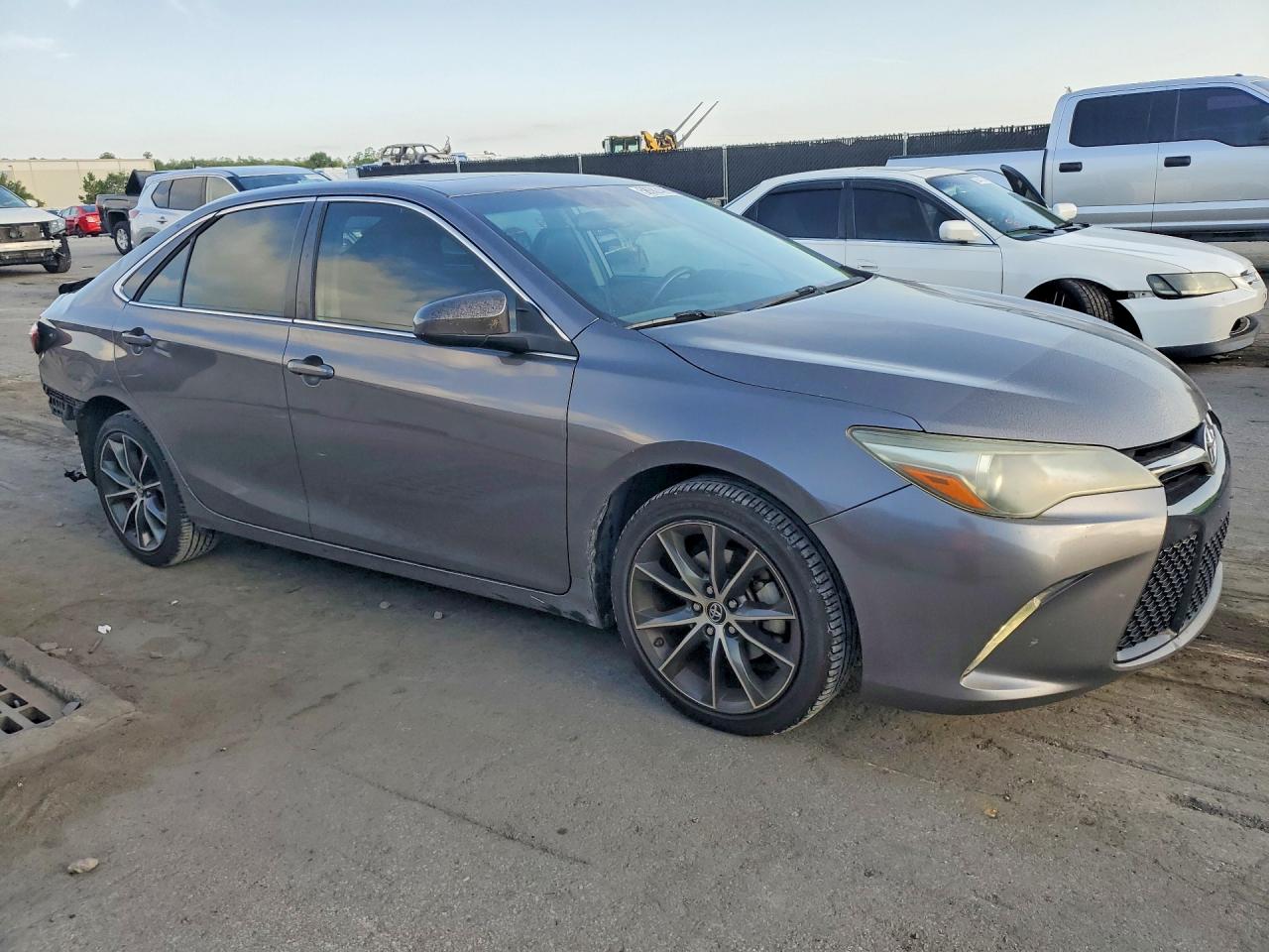 2016 TOYOTA CAMRY XSE — снимка 4