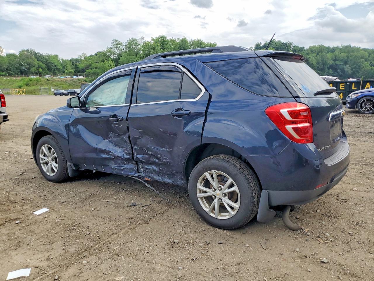 2017 CHEVROLET EQUINOX LT — снимка 2