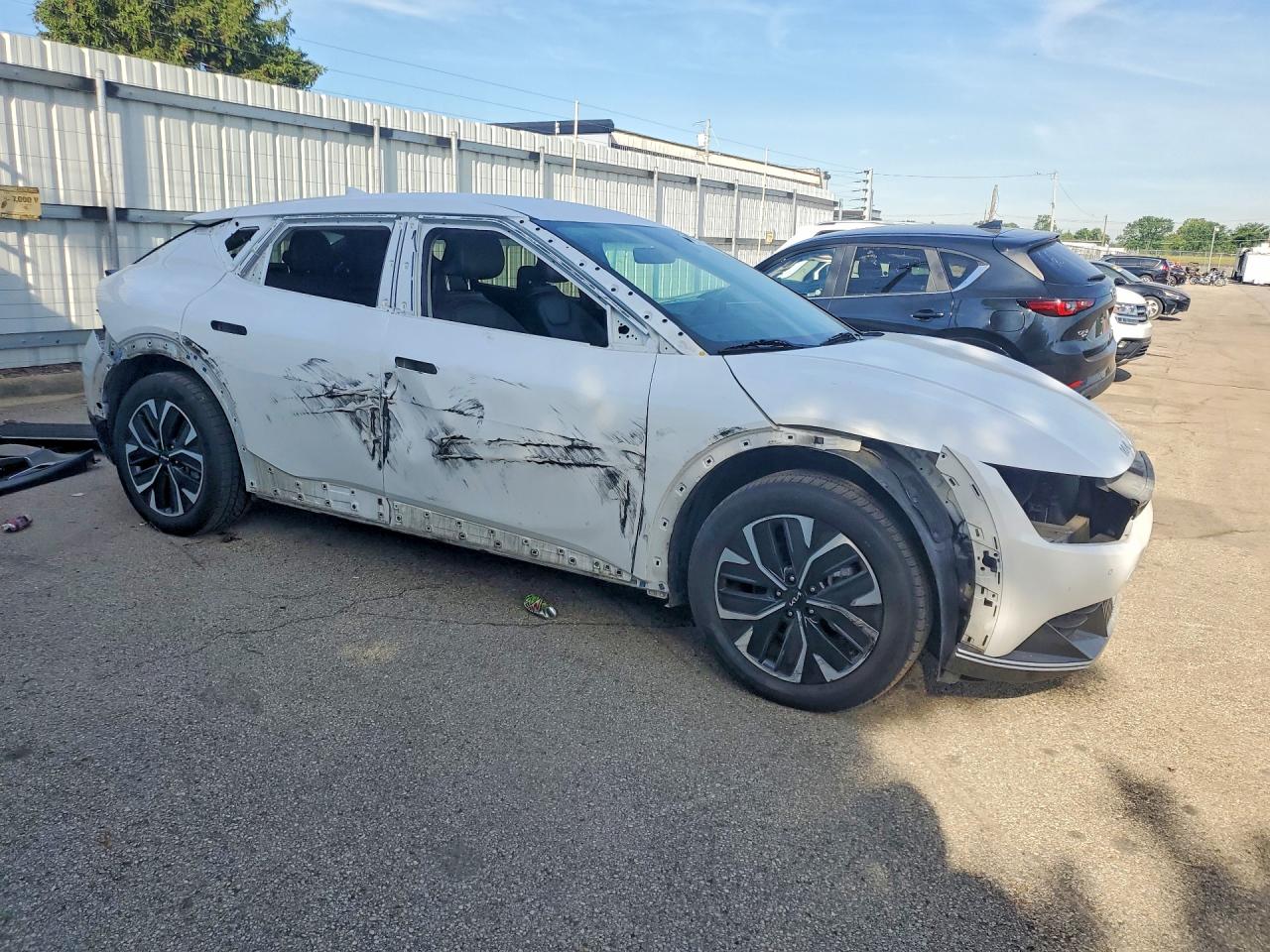 2024 KIA EV6 WIND — снимка 4