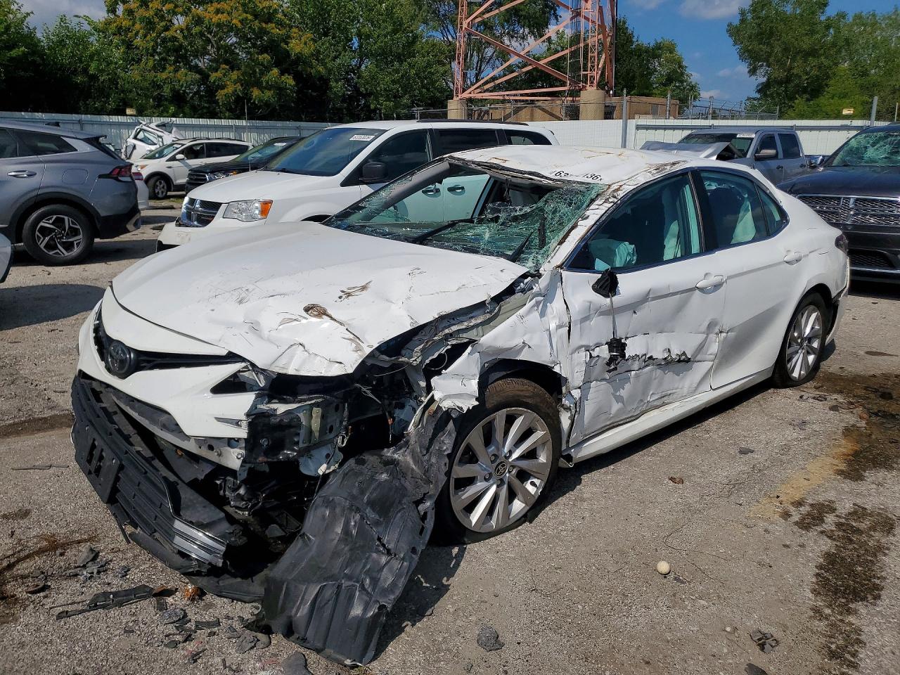 2022 TOYOTA CAMRY LE