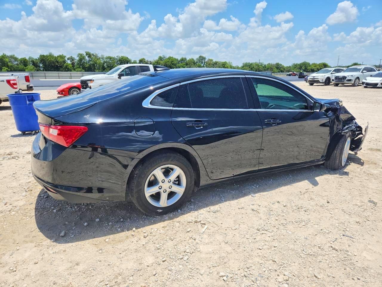 2025 CHEVROLET MALIBU LS — снимка 3