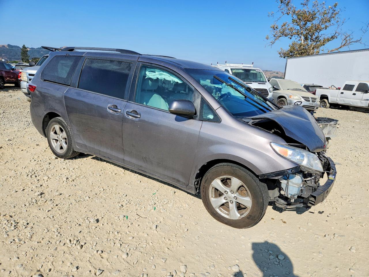 2016 TOYOTA SIENNA LE — снимка 4