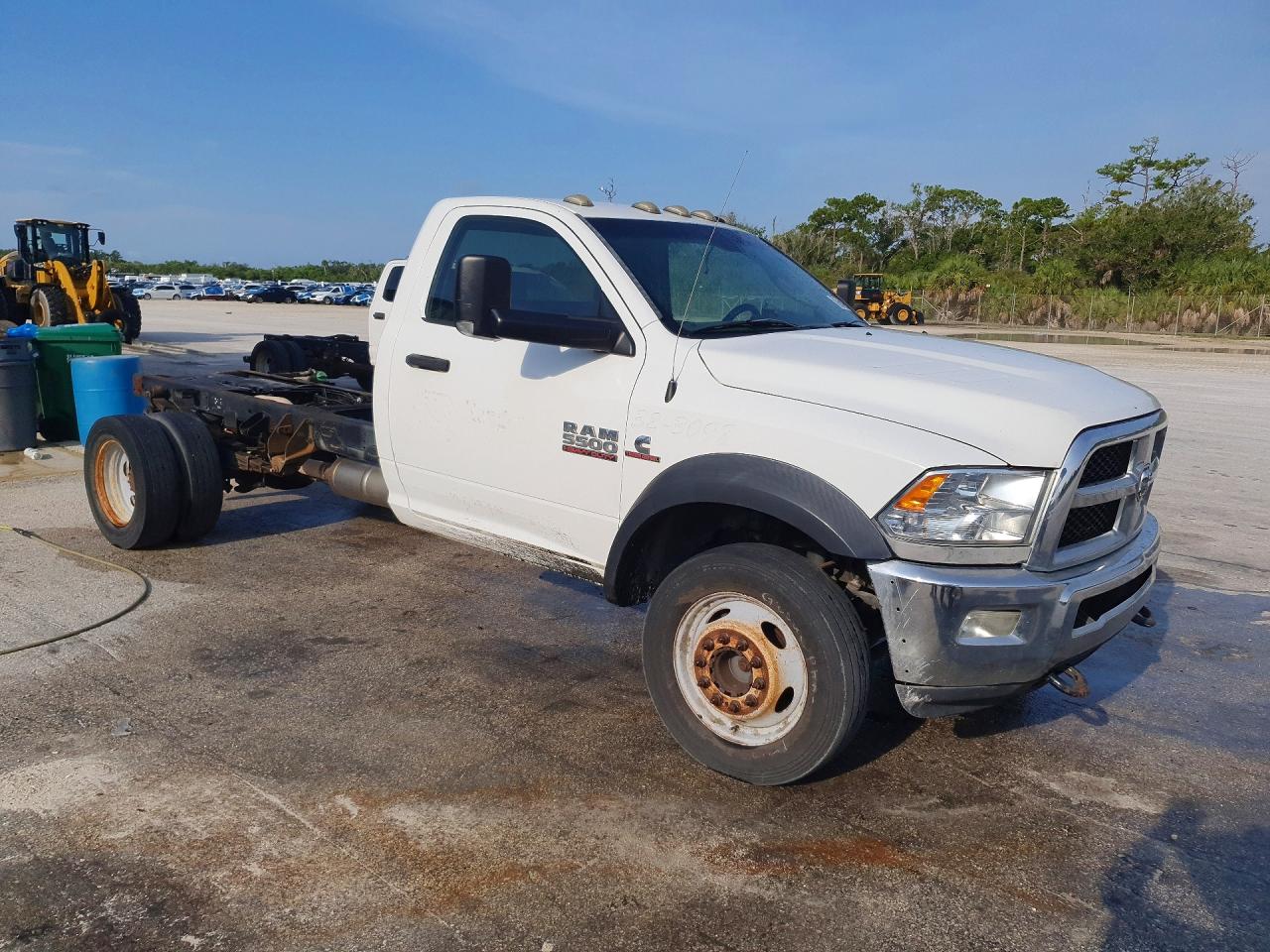 2015 RAM 5500 — снимка 4