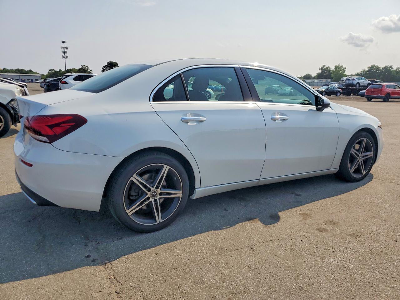 2020 MERCEDES-BENZ A 220 4MATIC — снимка 3