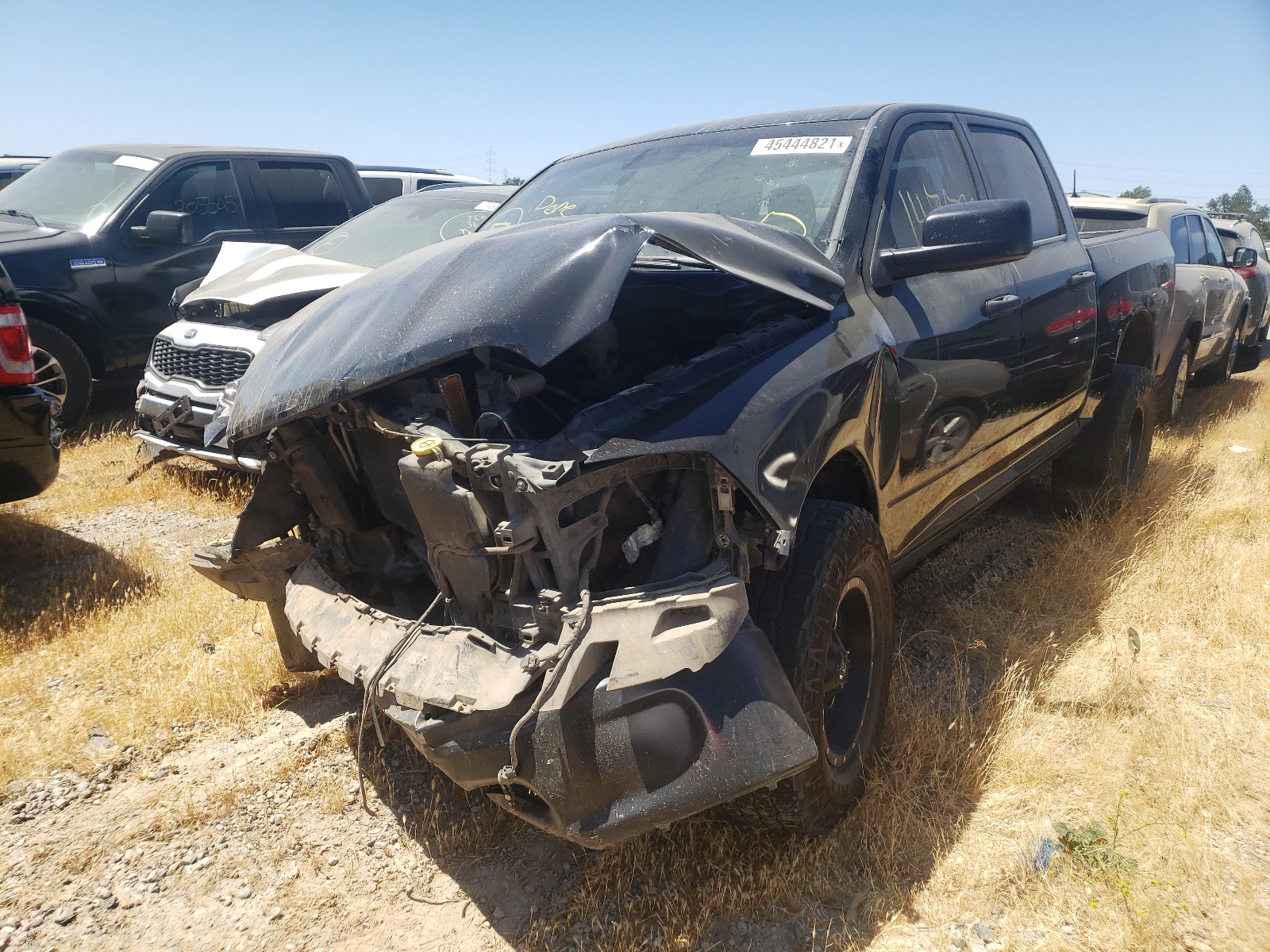 2015 RAM 1500 ST — снимка 2