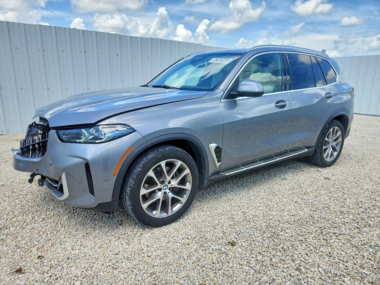 2025 BMW X5 XDRIVE40I