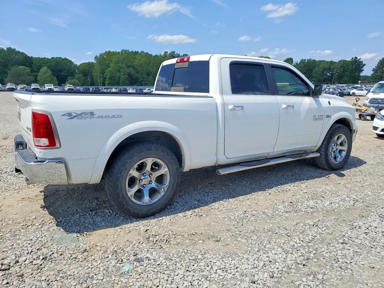 2017 RAM 1500 LARAMIE — снимка 3