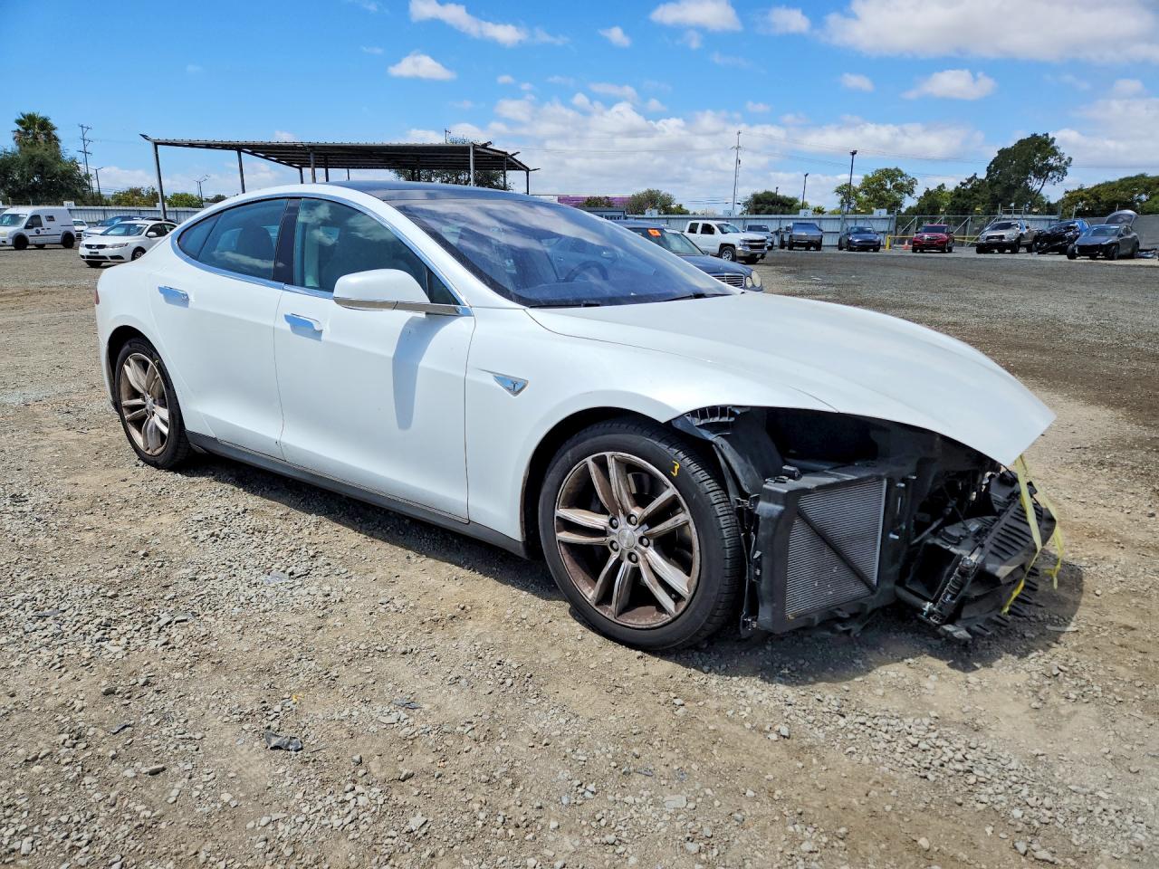 2015 TESLA MODEL S — снимка 4