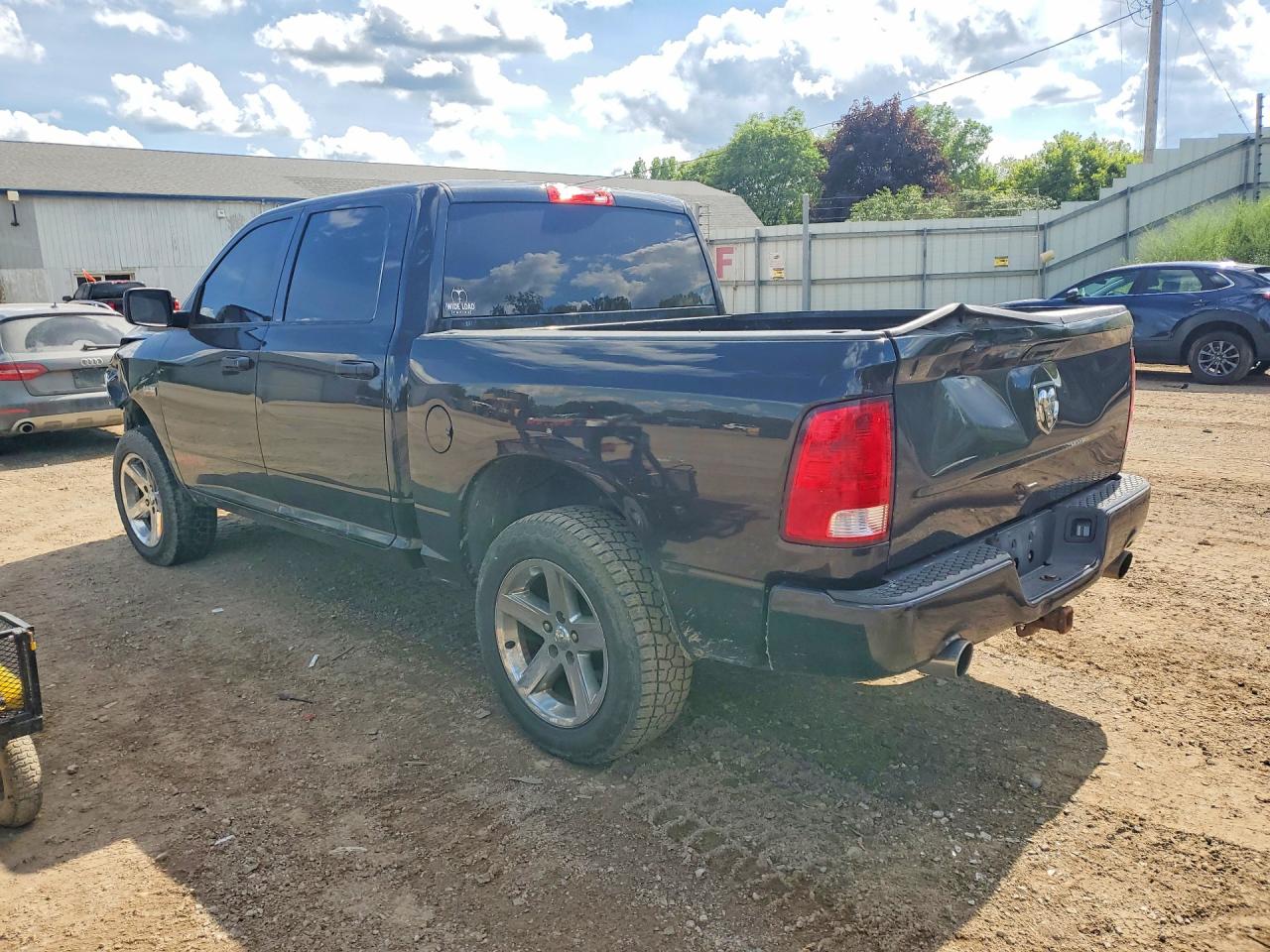 2018 RAM 1500 ST — снимка 2