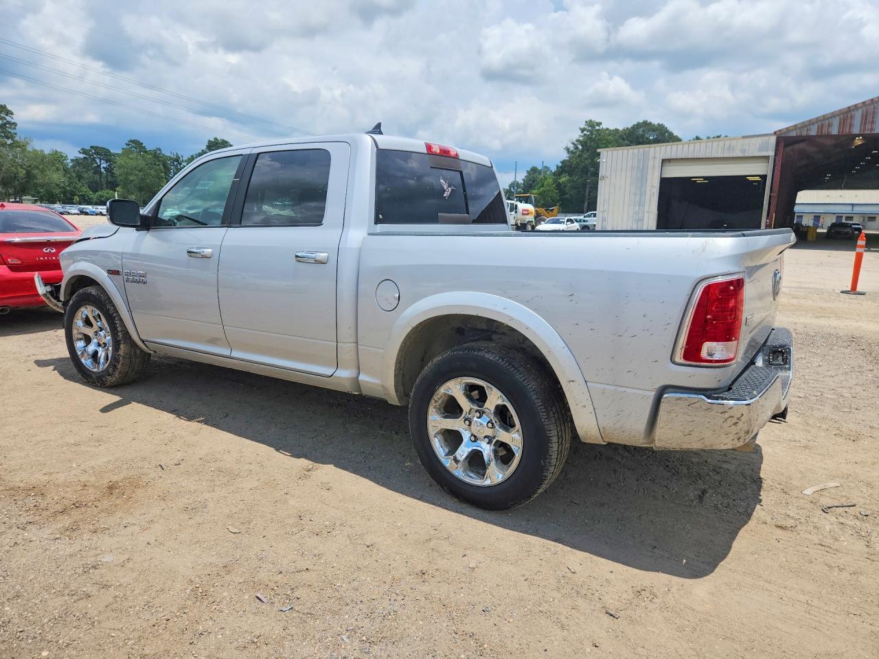 2018 RAM 1500 LARAMIE — снимка 2