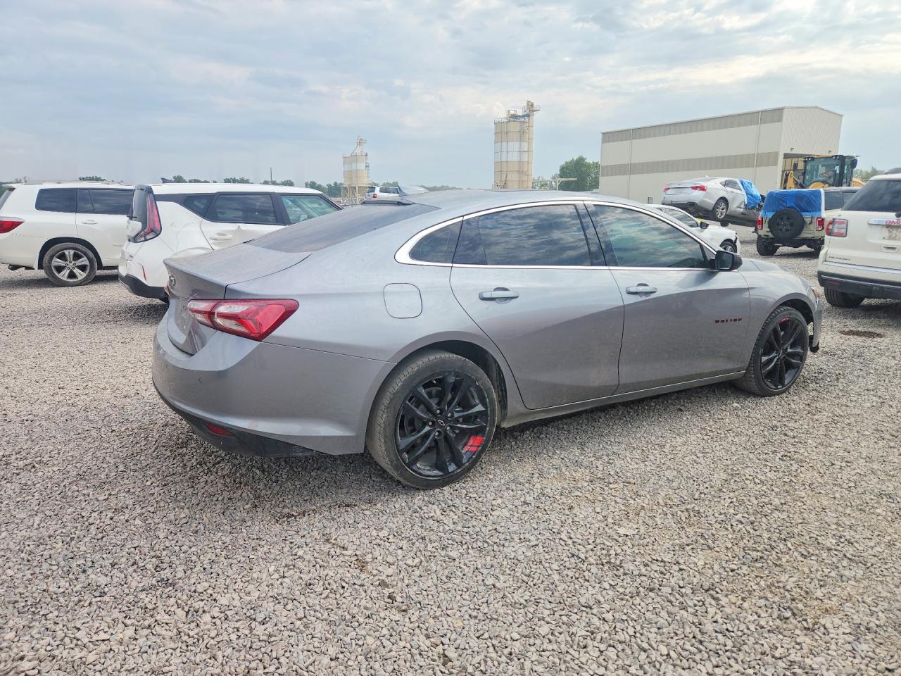 2025 CHEVROLET MALIBU LT — снимка 3