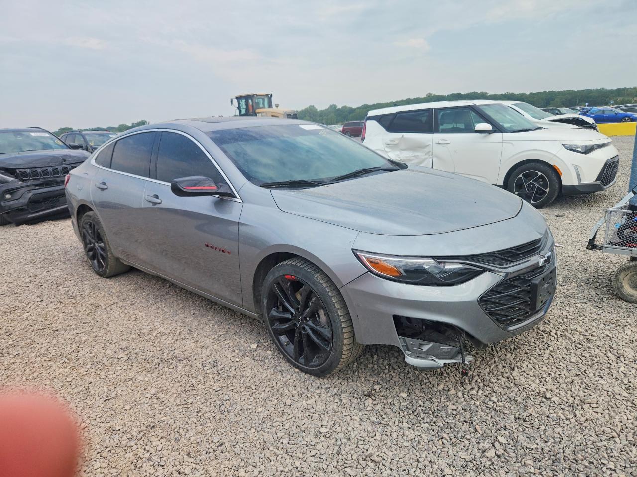 2025 CHEVROLET MALIBU LT — снимка 4