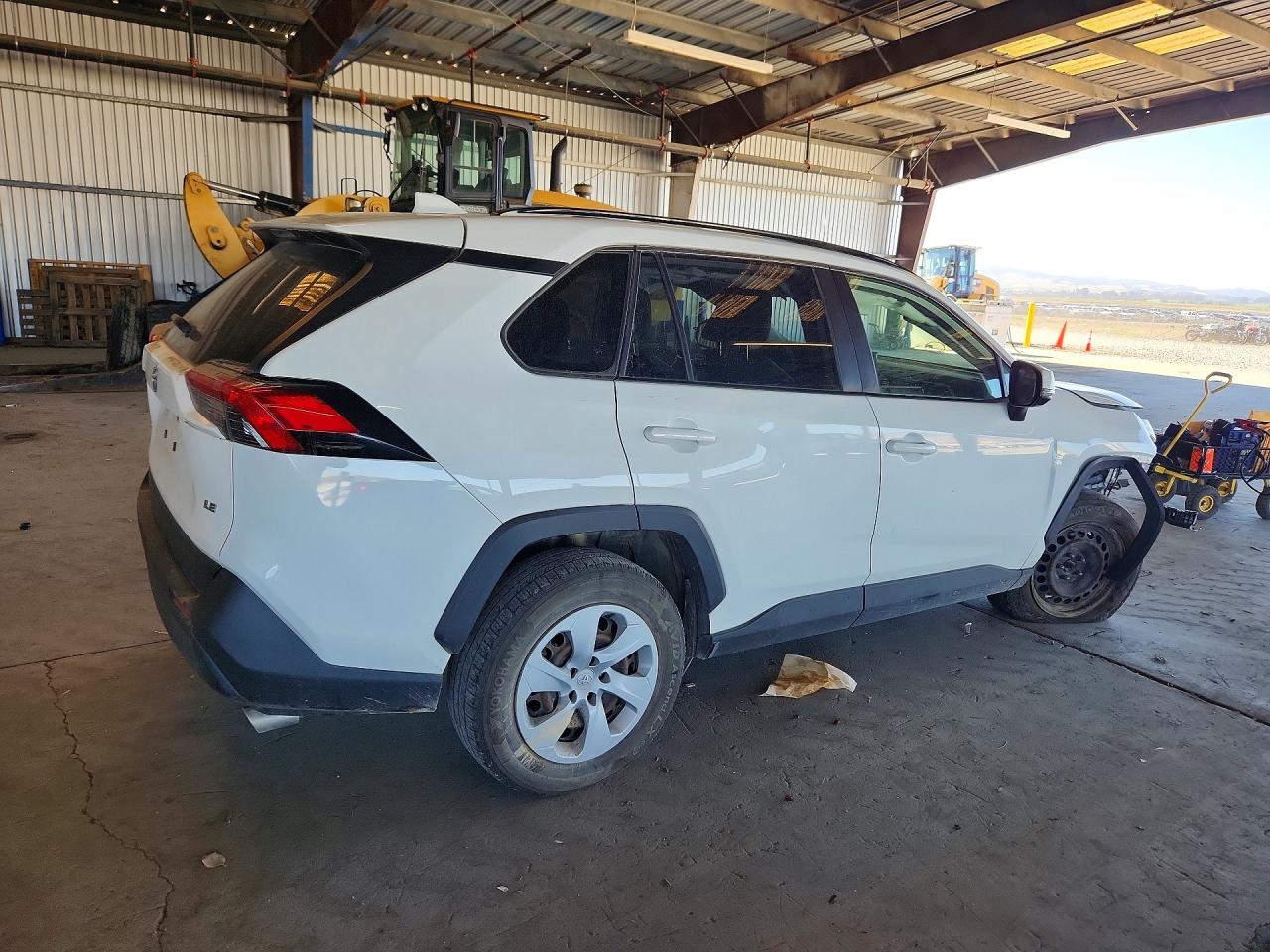2020 TOYOTA RAV4 LE — снимка 3