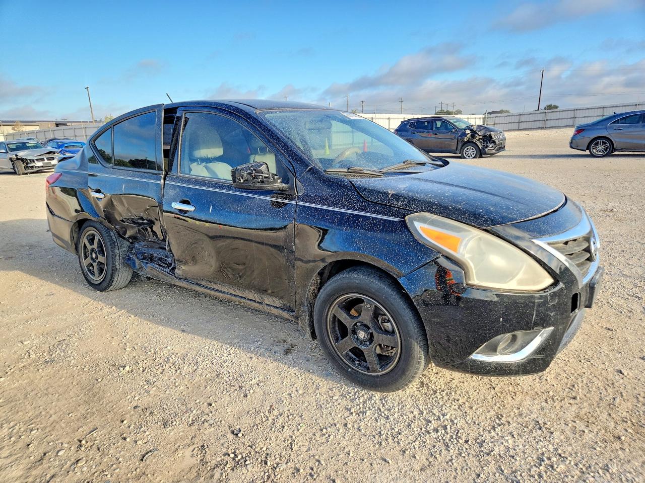2017 NISSAN VERSA 1.6 S — снимка 4