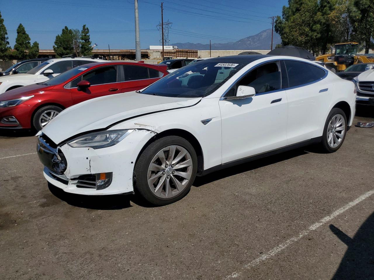 2015 TESLA MODEL S