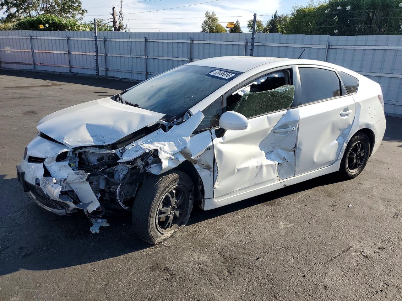 2015 TOYOTA PRIUS TWO
