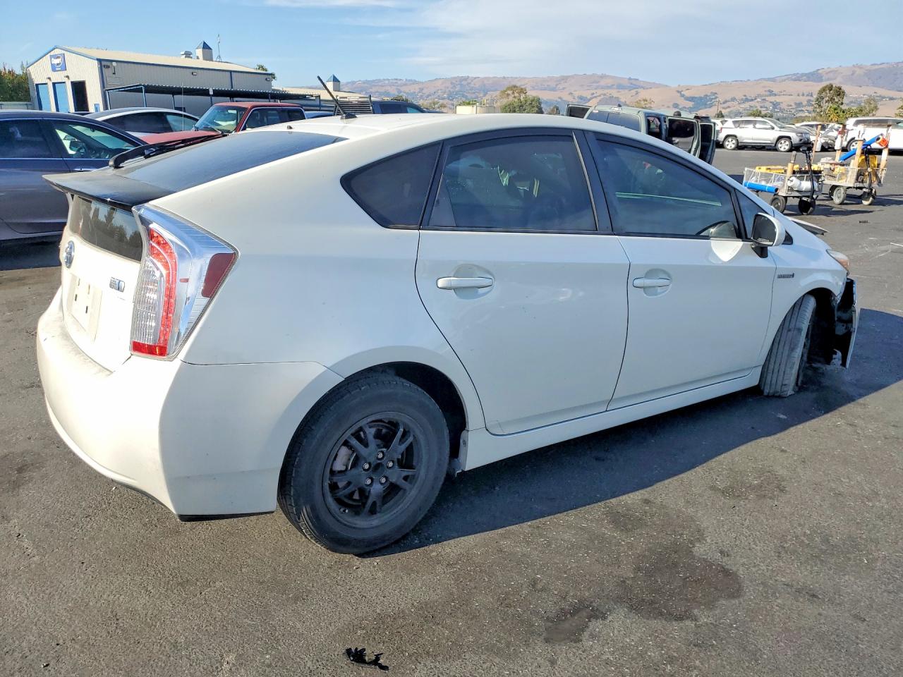 2015 TOYOTA PRIUS TWO — снимка 3