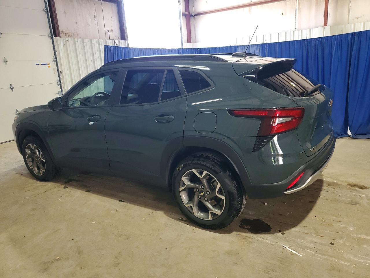 2025 CHEVROLET TRAX 1LT — снимка 2