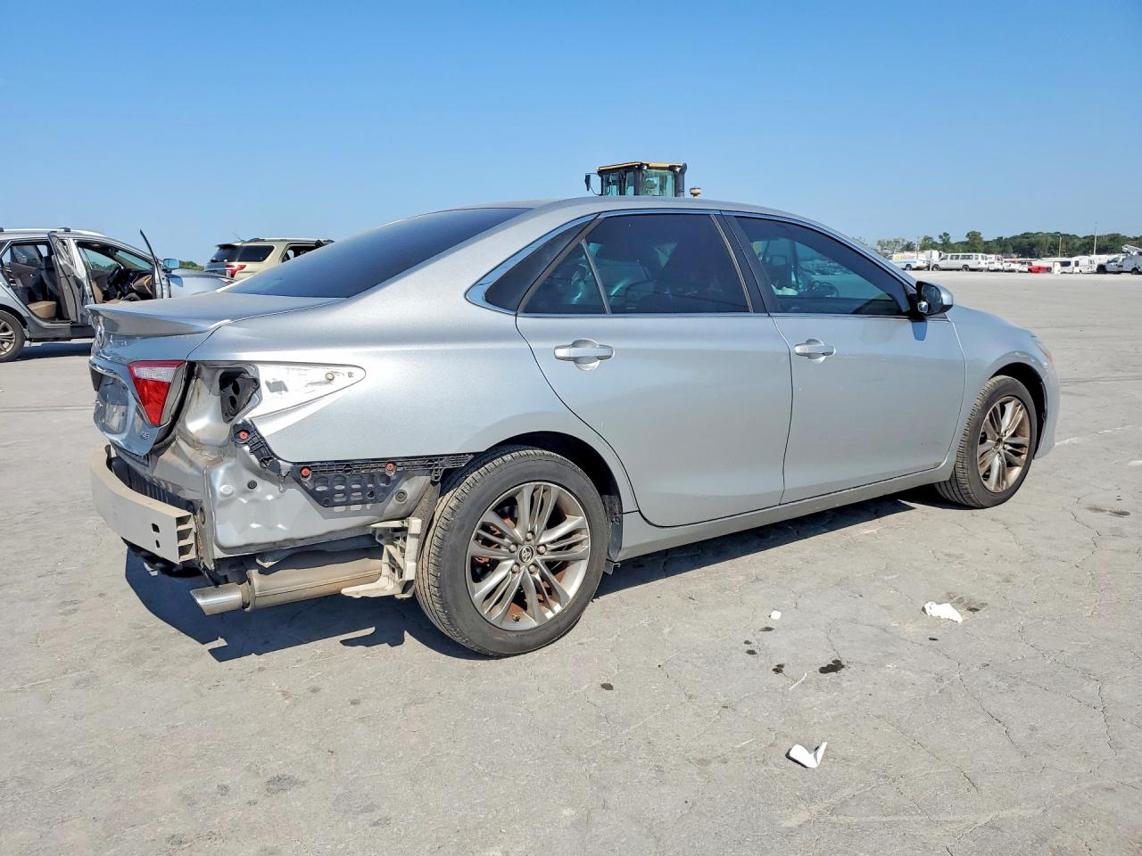 2016 TOYOTA CAMRY SE — снимка 3
