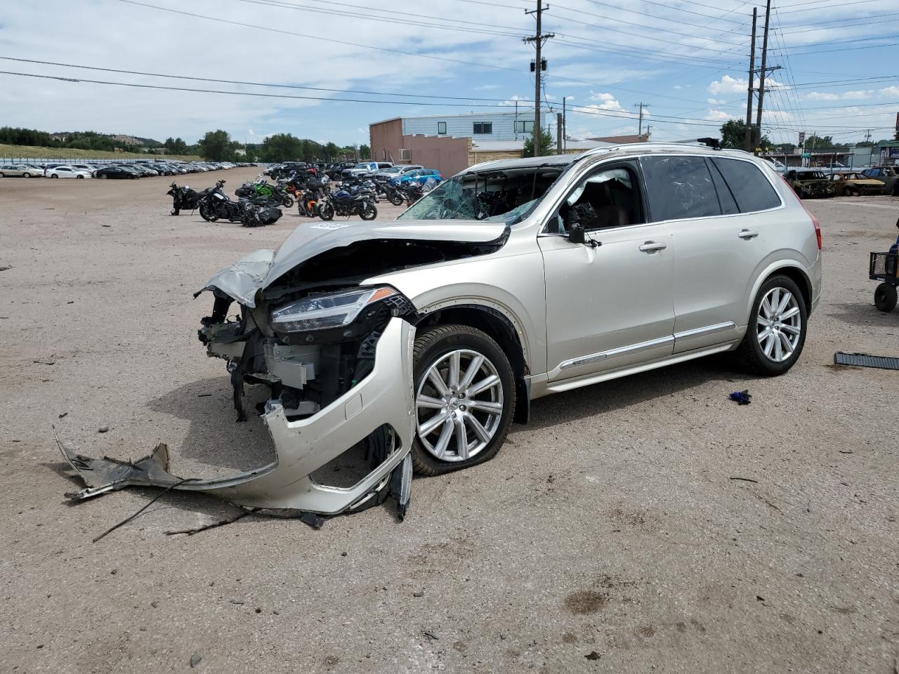 2018 VOLVO XC90 T6