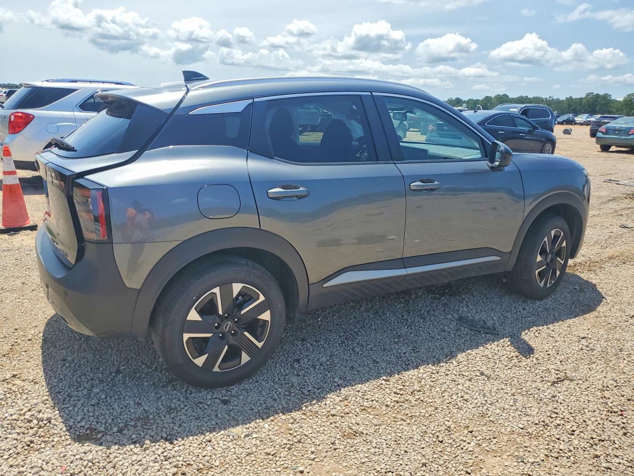 2026 NISSAN KICKS SV — снимка 3