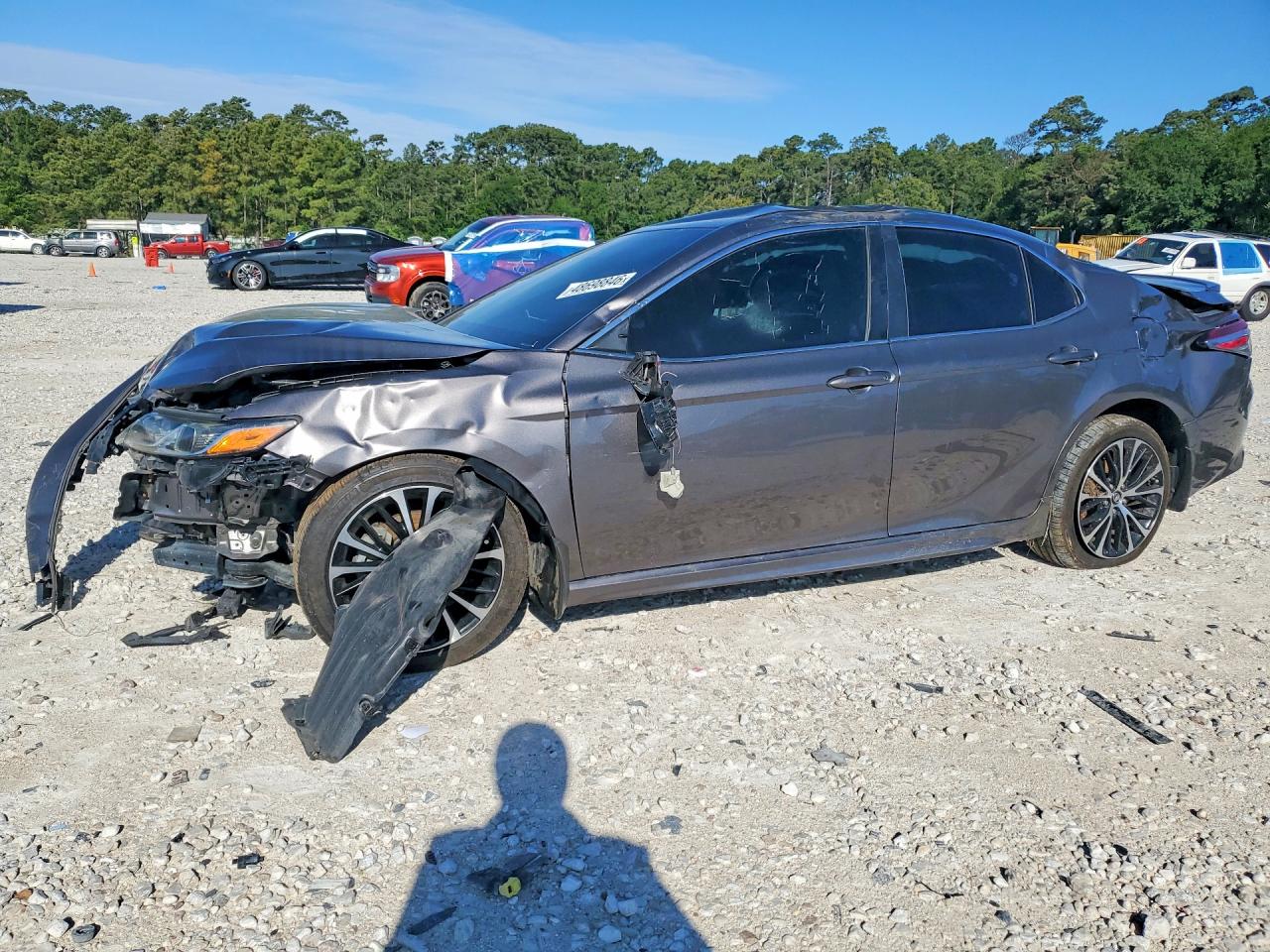 2018 TOYOTA CAMRY SE