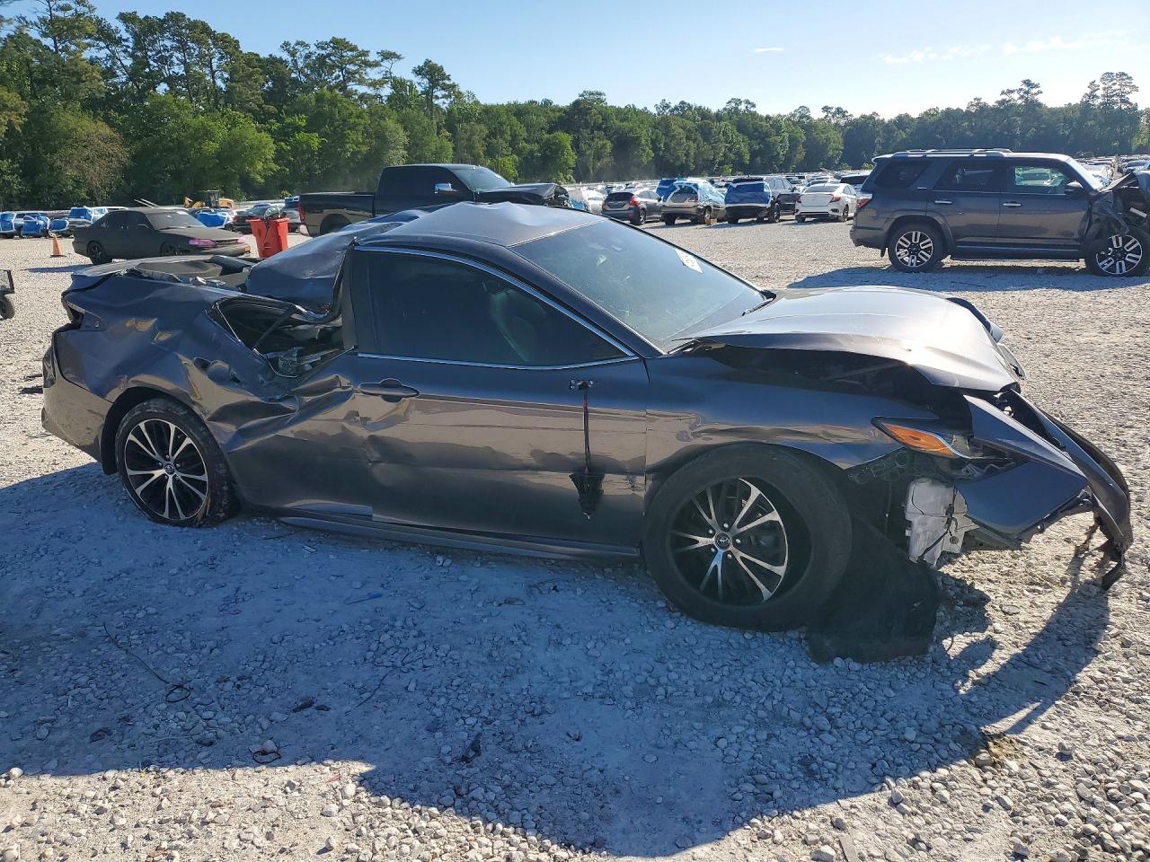 2018 TOYOTA CAMRY SE — снимка 4