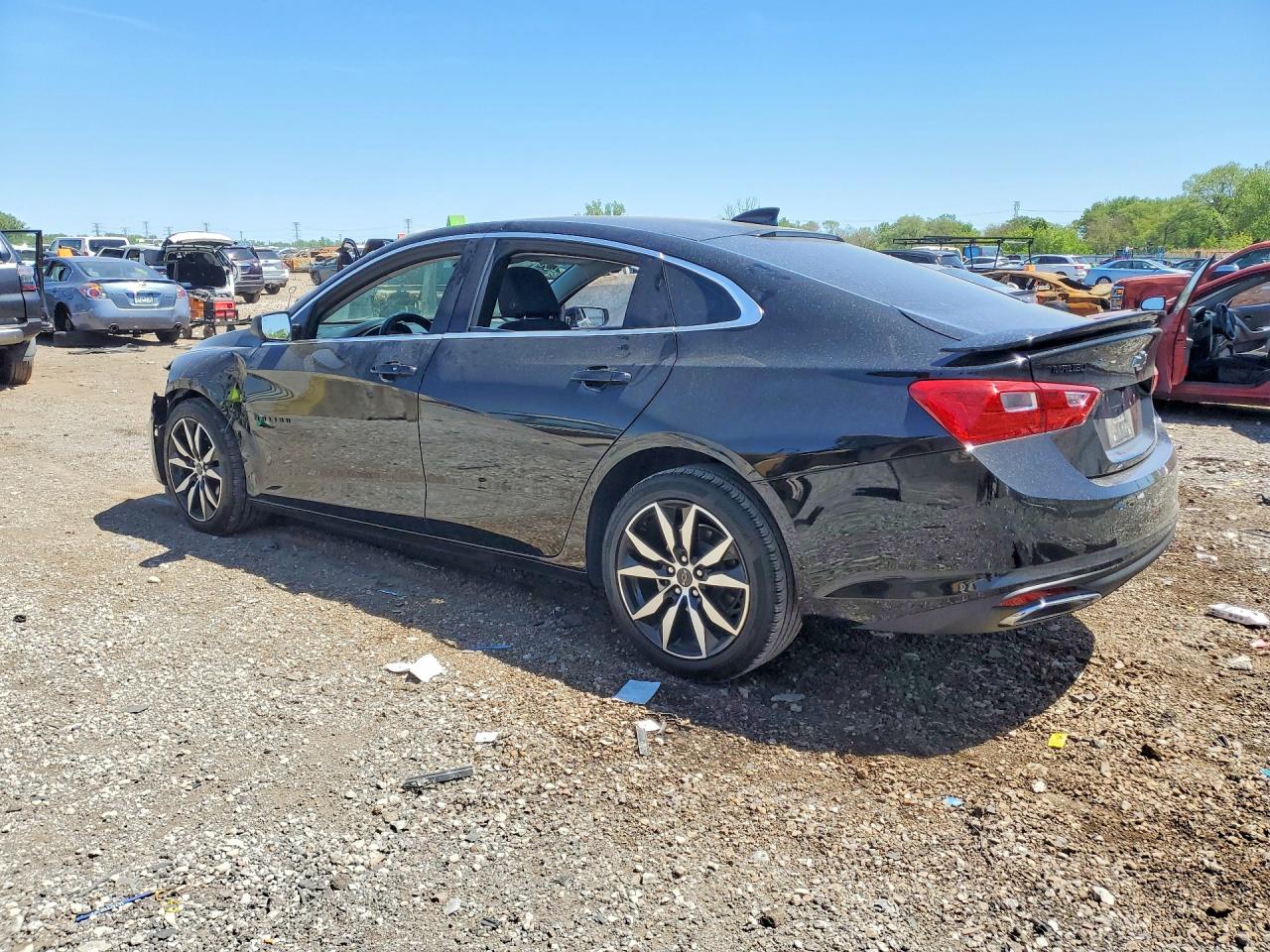2024 CHEVROLET MALIBU RS — снимка 2