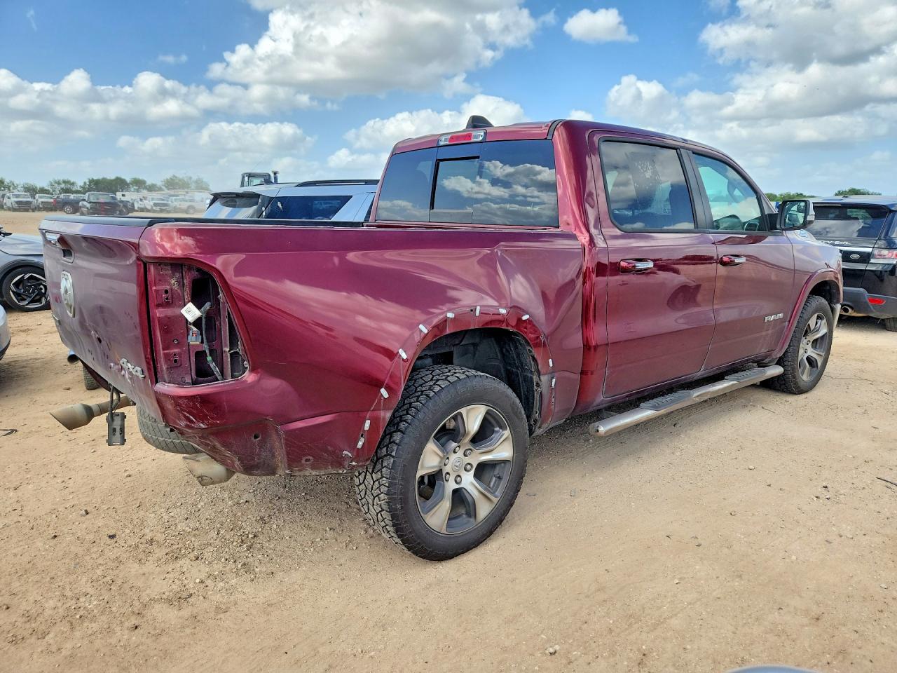 2021 RAM 1500 LARAMIE — снимка 3