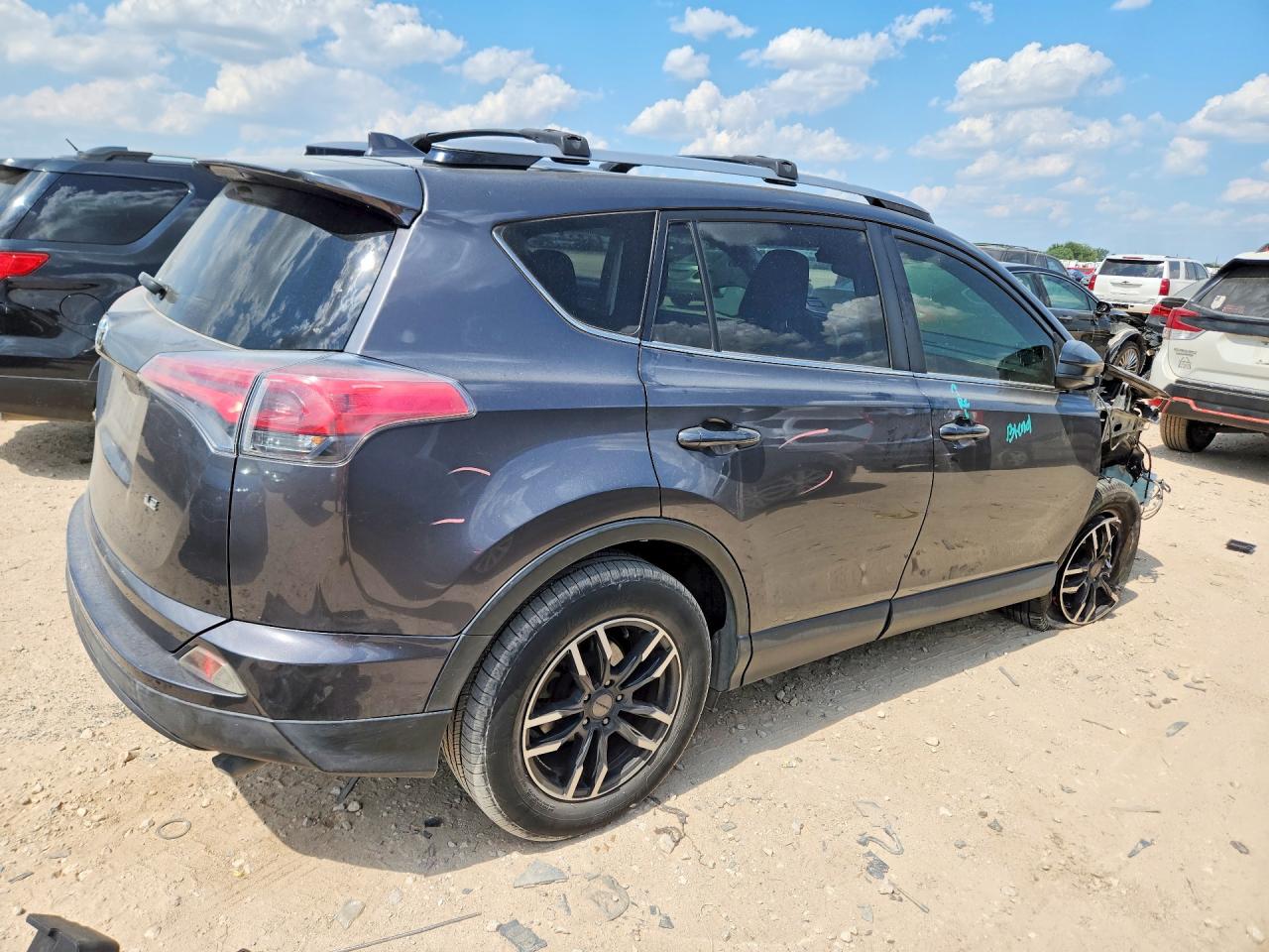 2017 TOYOTA RAV4 LE — снимка 3