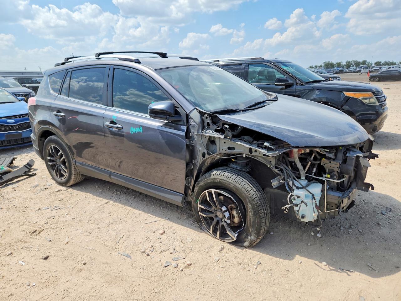 2017 TOYOTA RAV4 LE — снимка 4