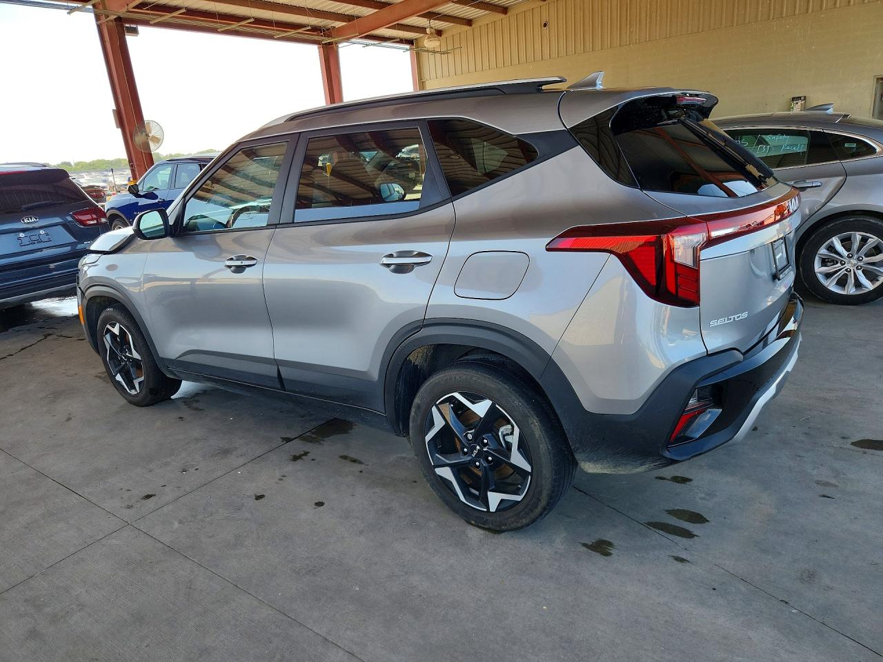 2025 KIA SELTOS S — снимка 2