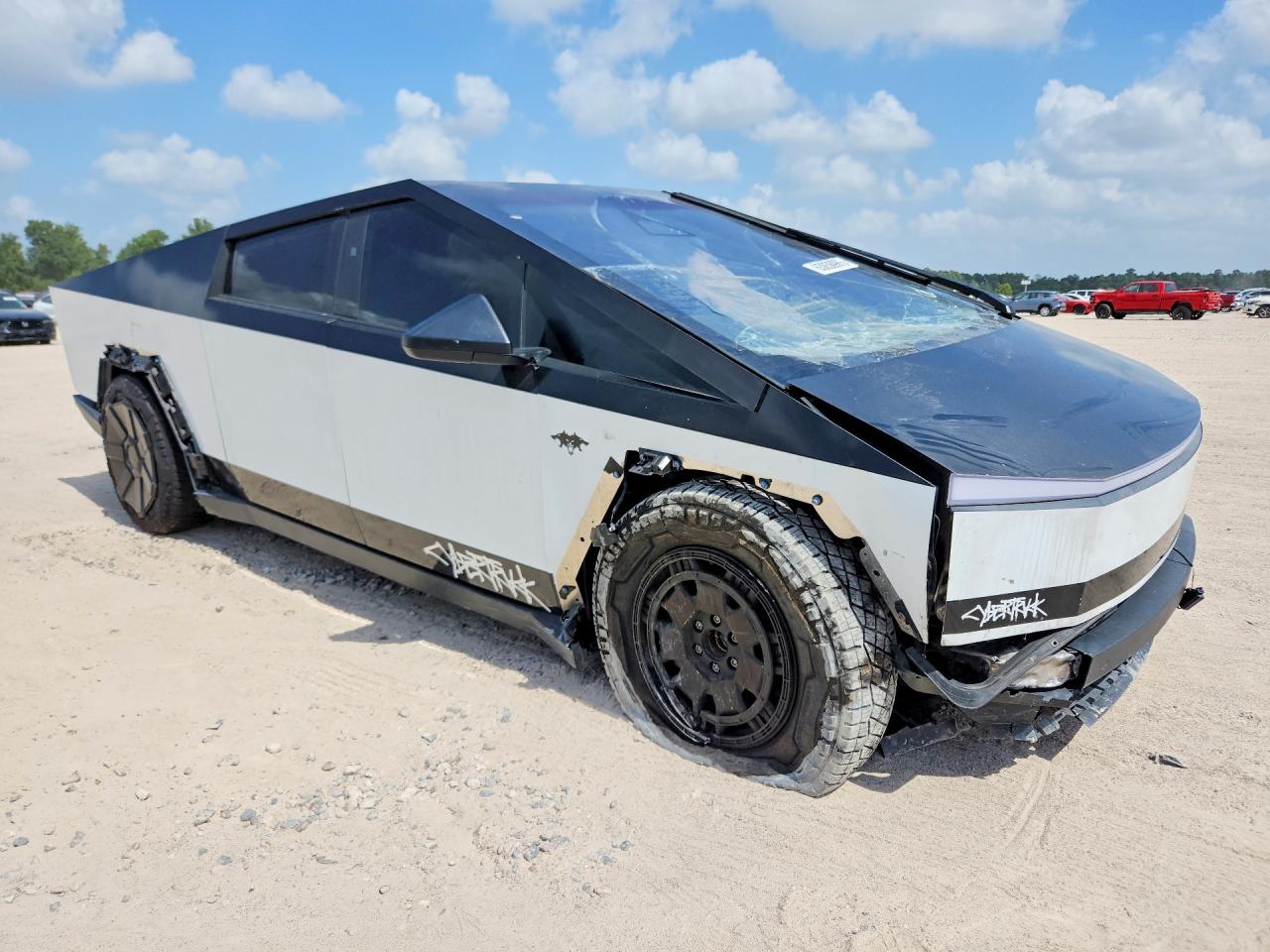 2024 TESLA CYBERTRUCK — снимка 4