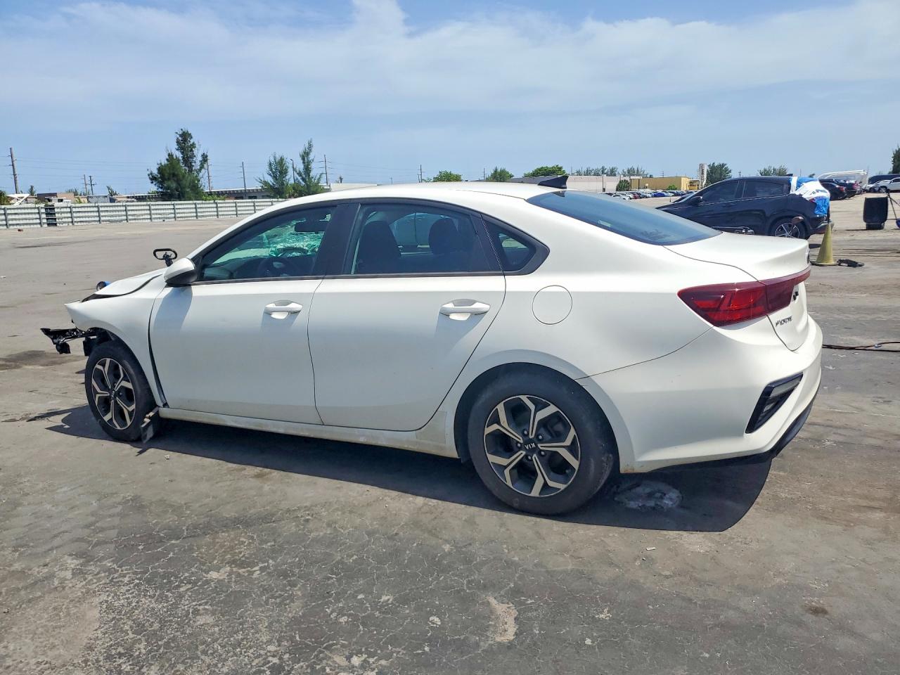 2021 KIA FORTE LXS — снимка 2