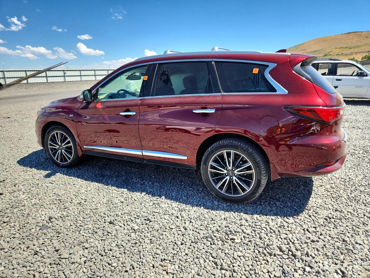 2019 INFINITI QX60 LUXE — снимка 2