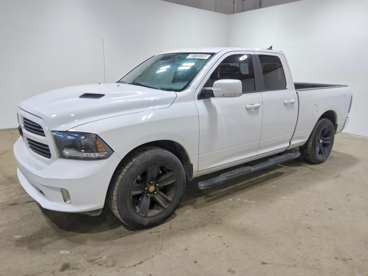 2015 RAM 1500 SPORT