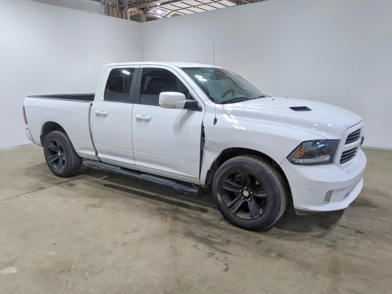 2015 RAM 1500 SPORT — снимка 4