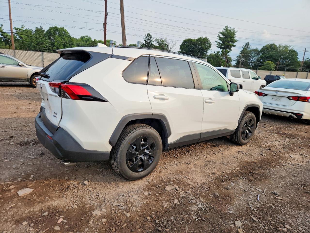2019 TOYOTA RAV4 LE — снимка 3