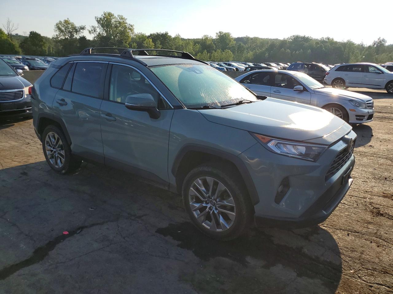 2019 TOYOTA RAV4 XLE PREMIUM — снимка 4