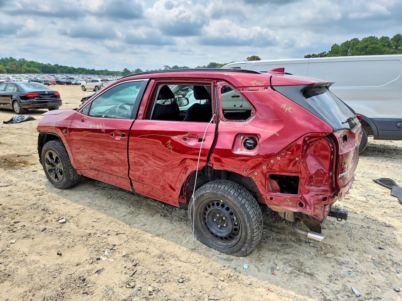 2019 TOYOTA RAV4 LE — снимка 2