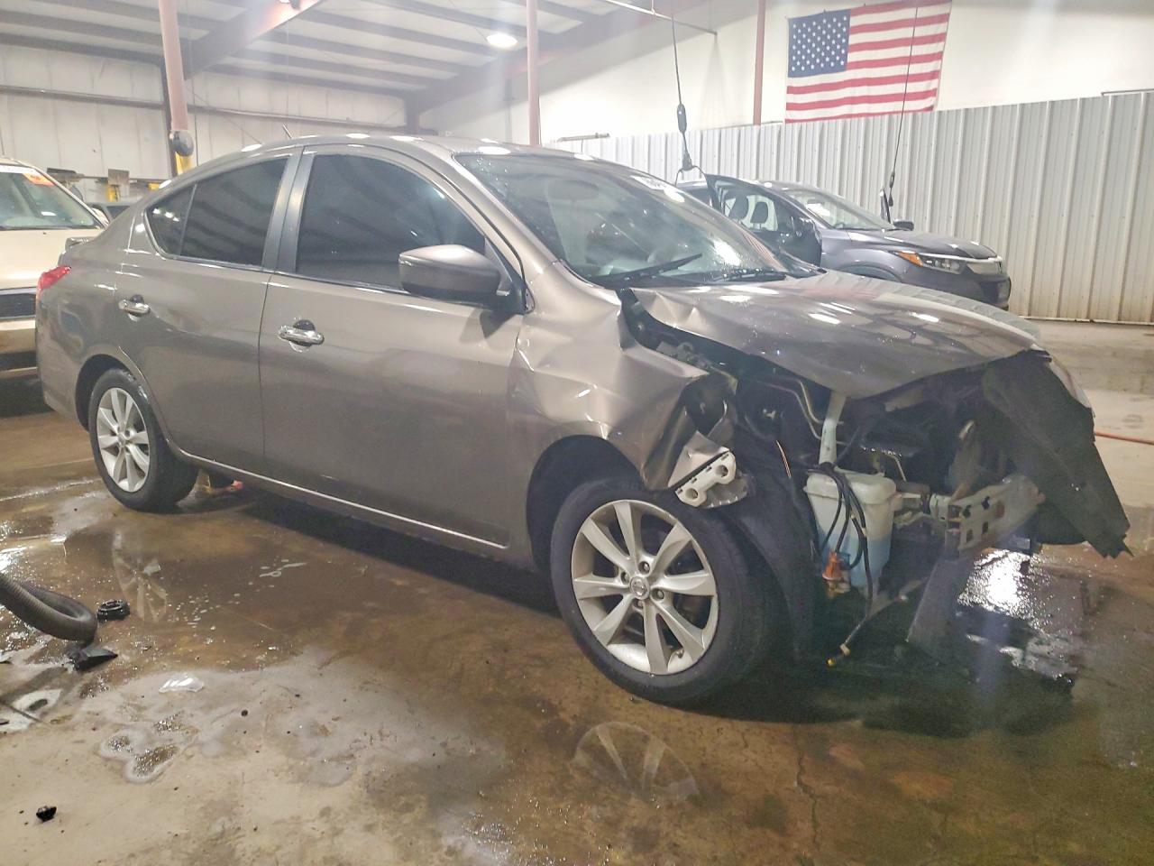 2015 NISSAN VERSA 1.6 SL — снимка 4