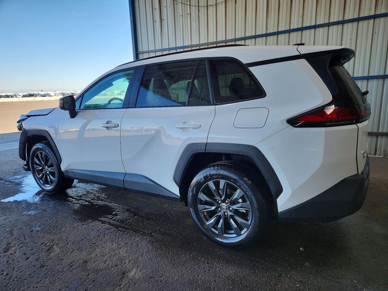 2026 TOYOTA RAV4 XLE PREMIUM — снимка 2